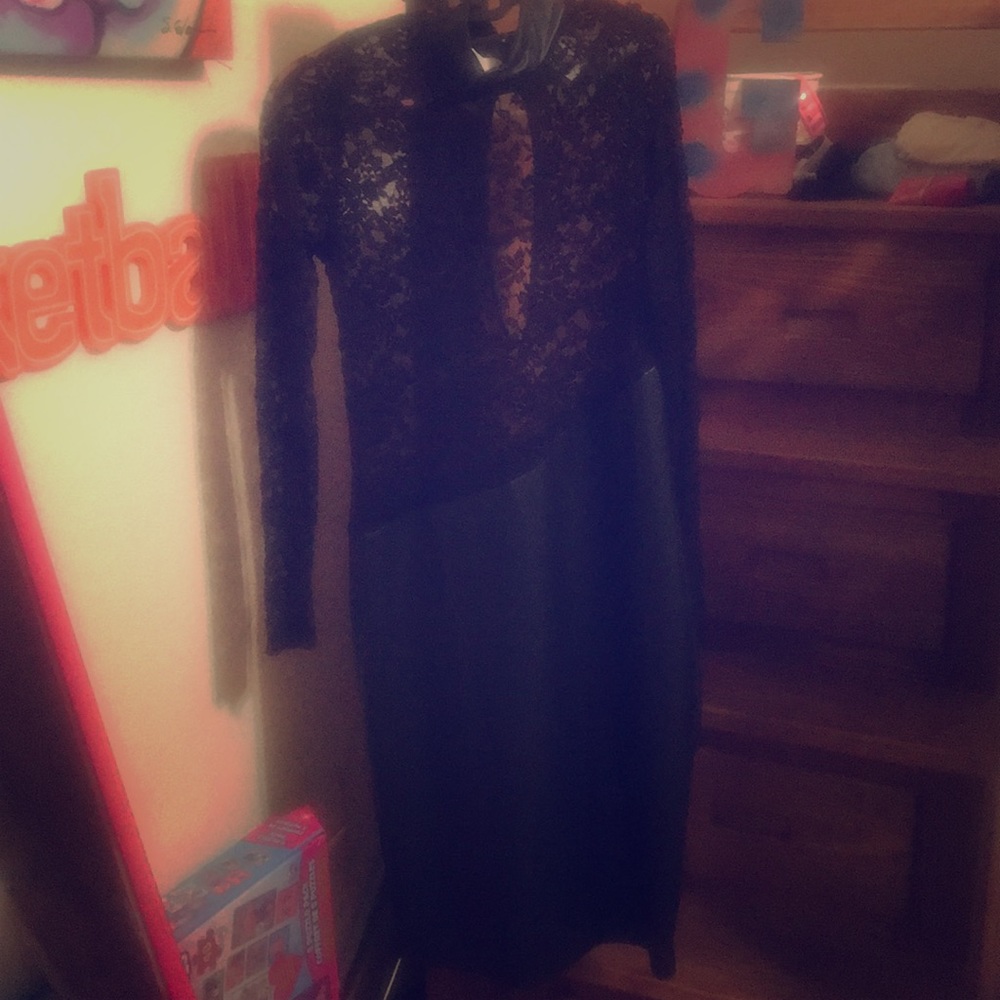 Fitted black lace dress